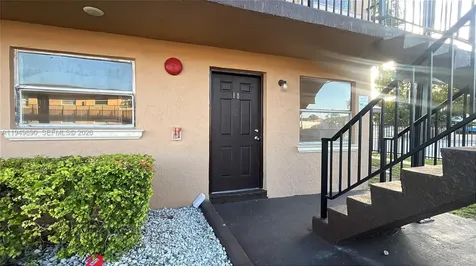 5461 W 24th Avenue Hialeah FL 33016
