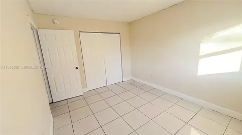 5461 W 24th Avenue Hialeah FL 33016