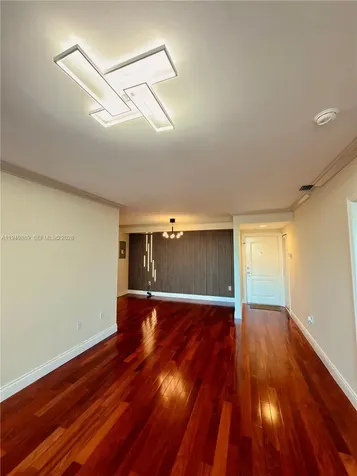 2501 SW 37th Avenue Miami FL 33133