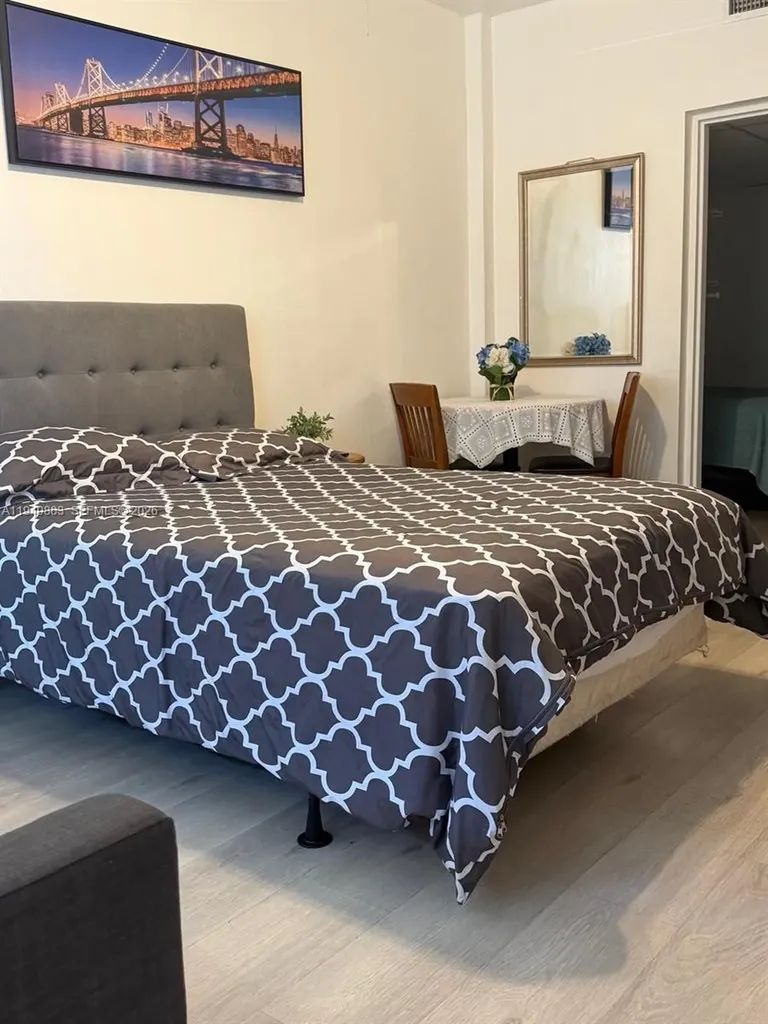 26 Diplomat Parkway Hallandale Beach FL 33009