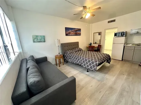 26 Diplomat Parkway Hallandale Beach FL 33009
