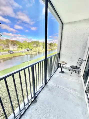 7561 NW 16th Street Plantation FL 33313