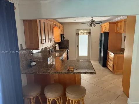 2431 SW 124 Avenue Miami FL 33175