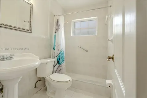 2431 SW 124 Avenue Miami FL 33175