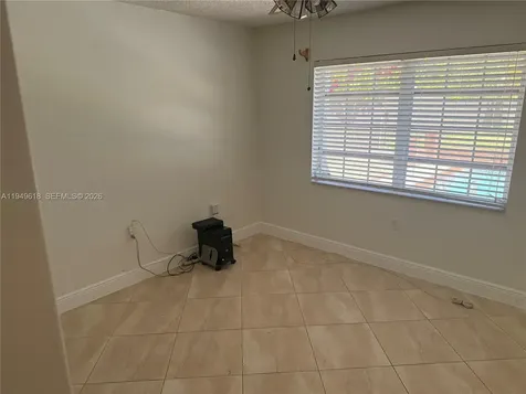 2431 SW 124 Avenue Miami FL 33175