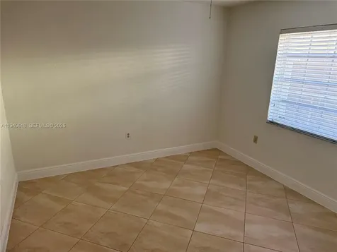 2431 SW 124 Avenue Miami FL 33175