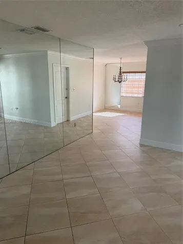 2431 SW 124 Avenue Miami FL 33175
