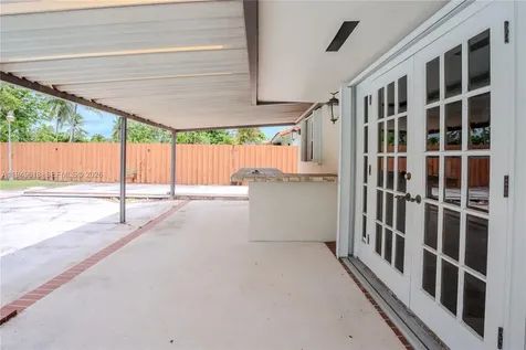 2431 SW 124 Avenue Miami FL 33175