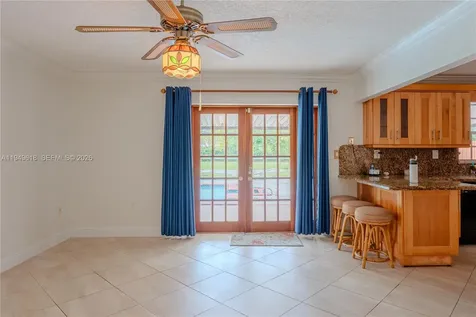 2431 SW 124 Avenue Miami FL 33175