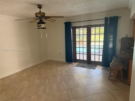 2431 SW 124 Avenue Miami FL 33175