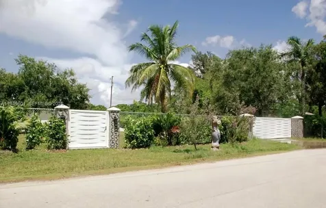 29450 SW 180th Avenue Homestead FL 33030