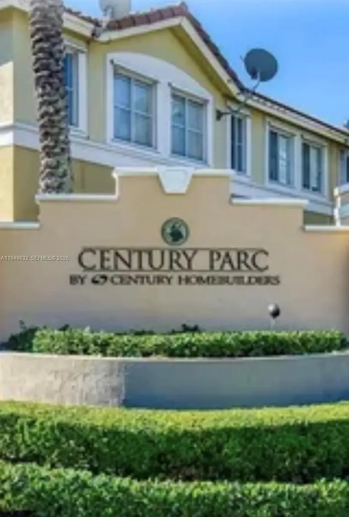 8814 W Flagler Street Miami FL 33174