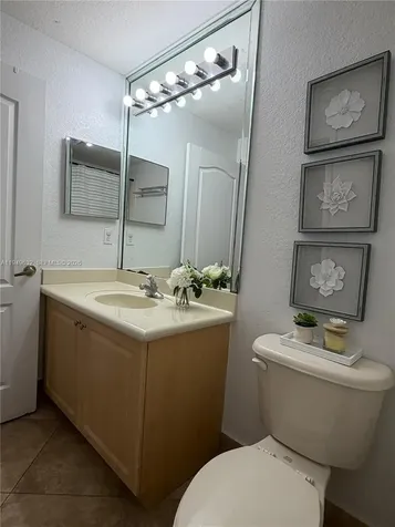 8814 W Flagler Street Miami FL 33174