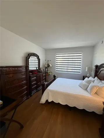 8814 W Flagler Street Miami FL 33174