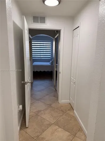 8814 W Flagler Street Miami FL 33174