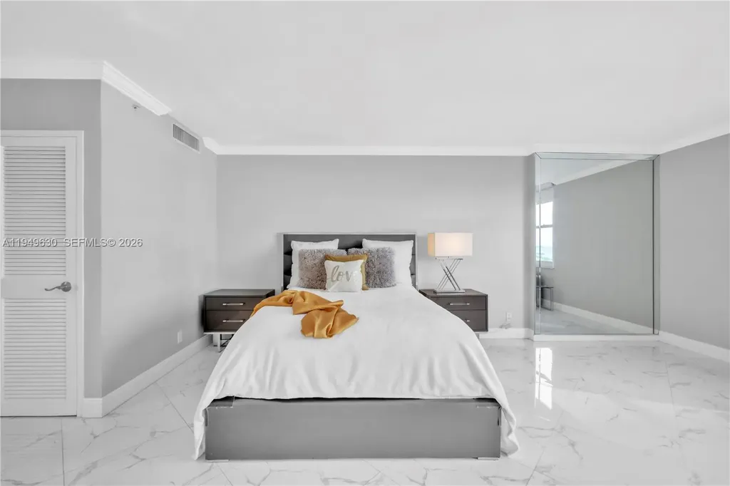 2501 S Ocean Drive Hollywood FL 33019