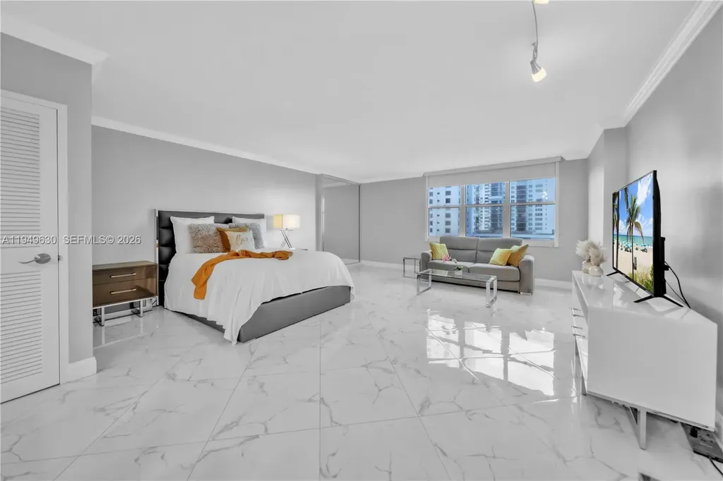 2501 S Ocean Drive Hollywood FL 33019