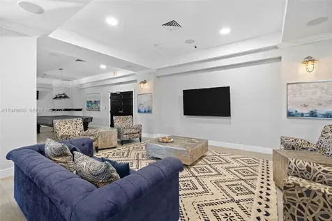 2501 S Ocean Drive Hollywood FL 33019