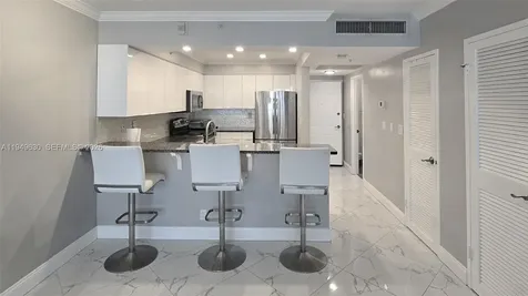 2501 S Ocean Drive Hollywood FL 33019