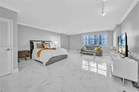 2501 S Ocean Drive Hollywood FL 33019