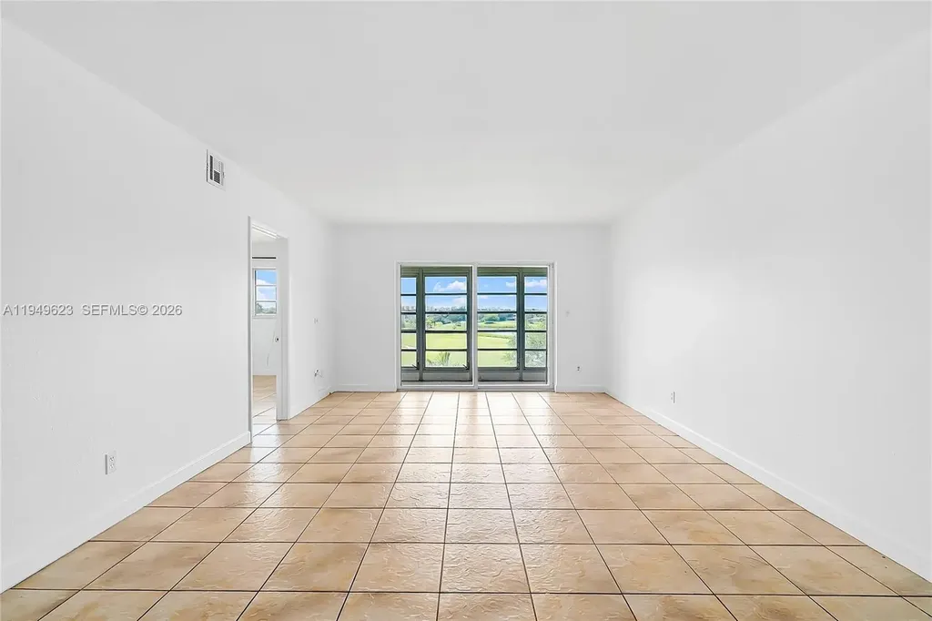 2500 SW 81st Avenue Davie FL 33324