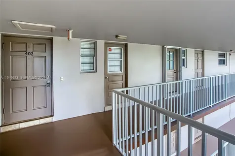 2500 SW 81st Avenue Davie FL 33324