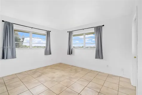 2500 SW 81st Avenue Davie FL 33324