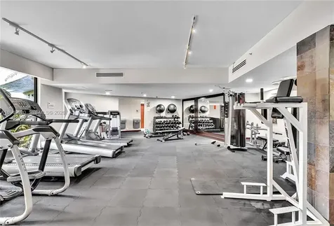 3300 NE 191st Street Aventura FL 33180