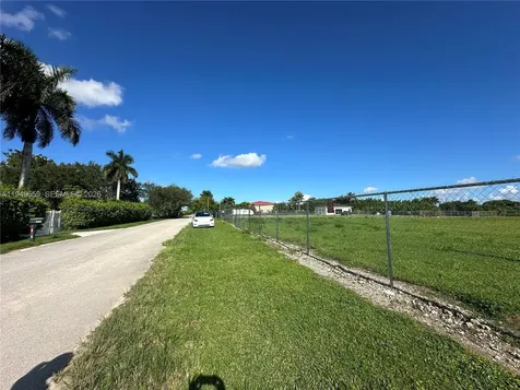 19690 SW 206th Street Miami FL 33187