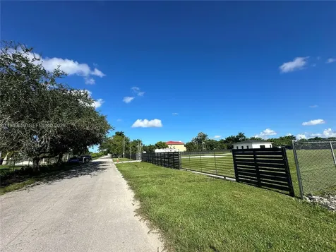 19690 SW 206th Street Miami FL 33187