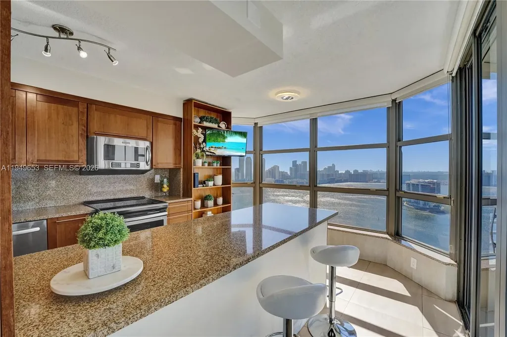 3500 Mystic Pointe Drive Aventura FL 33180