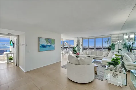 3500 Mystic Pointe Drive Aventura FL 33180