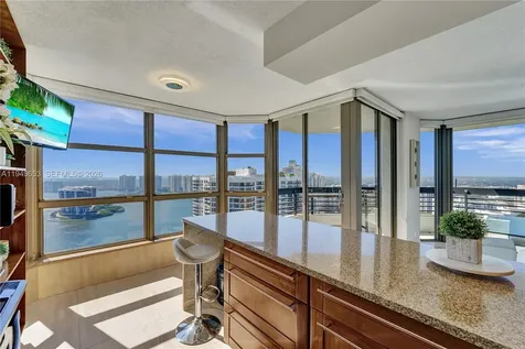 3500 Mystic Pointe Drive Aventura FL 33180