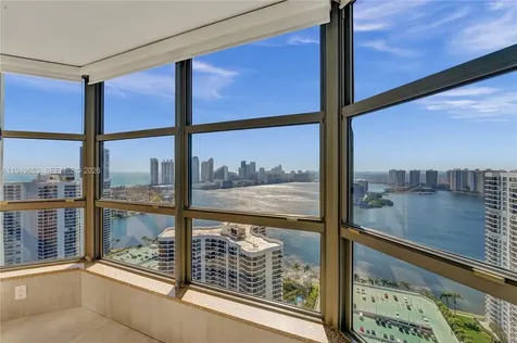 3500 Mystic Pointe Drive Aventura FL 33180