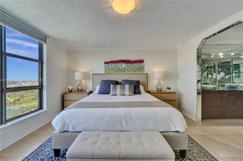 3500 Mystic Pointe Drive Aventura FL 33180