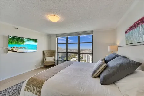3500 Mystic Pointe Drive Aventura FL 33180