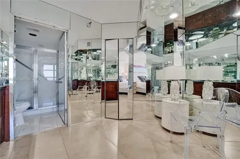 3500 Mystic Pointe Drive Aventura FL 33180