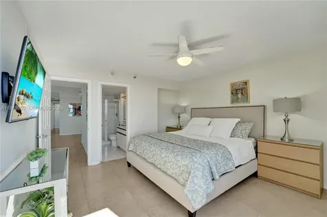 3500 Mystic Pointe Drive Aventura FL 33180