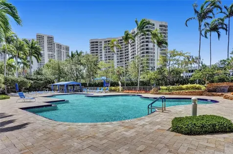 3500 Mystic Pointe Drive Aventura FL 33180