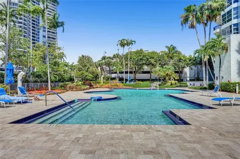 3500 Mystic Pointe Drive Aventura FL 33180