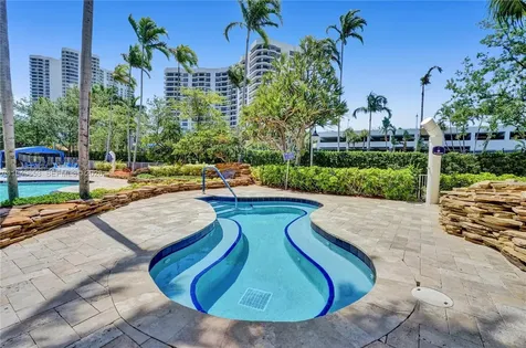 3500 Mystic Pointe Drive Aventura FL 33180