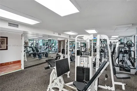 3500 Mystic Pointe Drive Aventura FL 33180