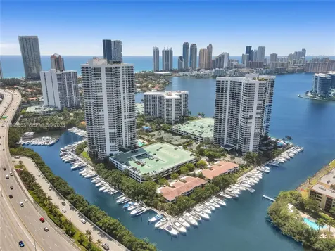 3500 Mystic Pointe Drive Aventura FL 33180