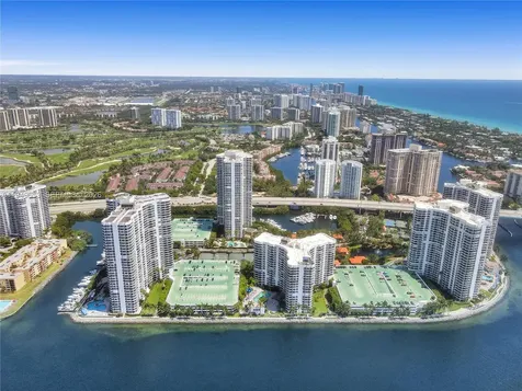 3500 Mystic Pointe Drive Aventura FL 33180