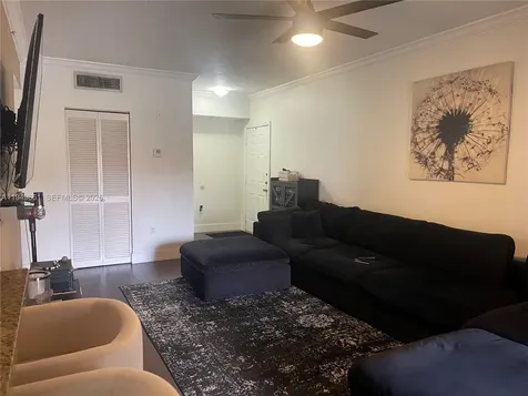 160 SW 117th Terrace Pembroke Pines FL 33025