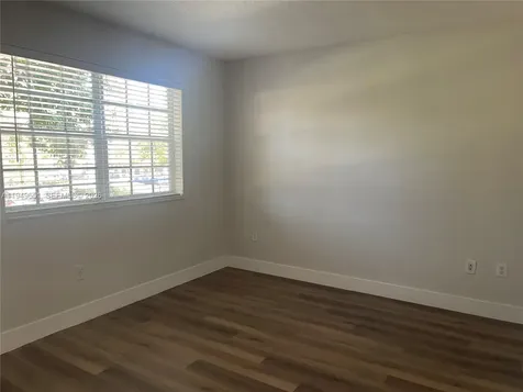 160 SW 117th Terrace Pembroke Pines FL 33025