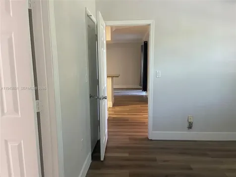 160 SW 117th Terrace Pembroke Pines FL 33025