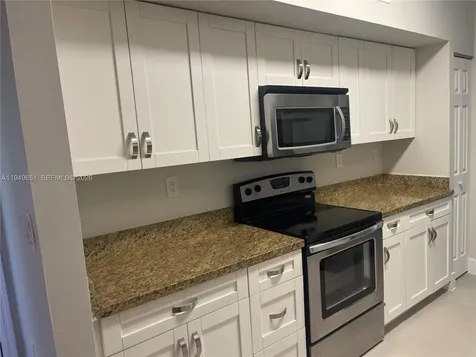 160 SW 117th Terrace Pembroke Pines FL 33025