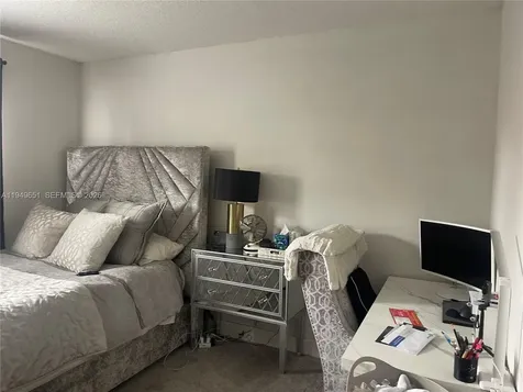 160 SW 117th Terrace Pembroke Pines FL 33025