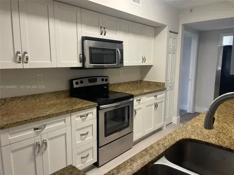 160 SW 117th Terrace Pembroke Pines FL 33025